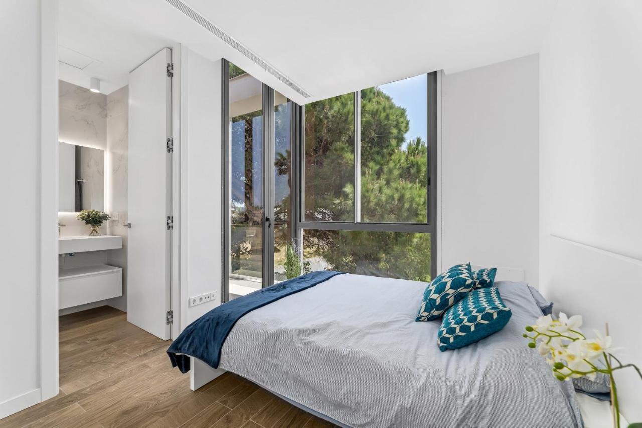All About Villa Gladiolo Marbella Bagian luar foto